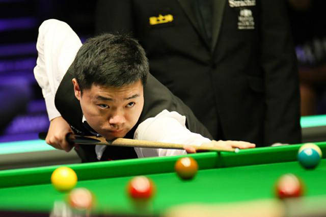 和保护篮筐 和保护篮筐