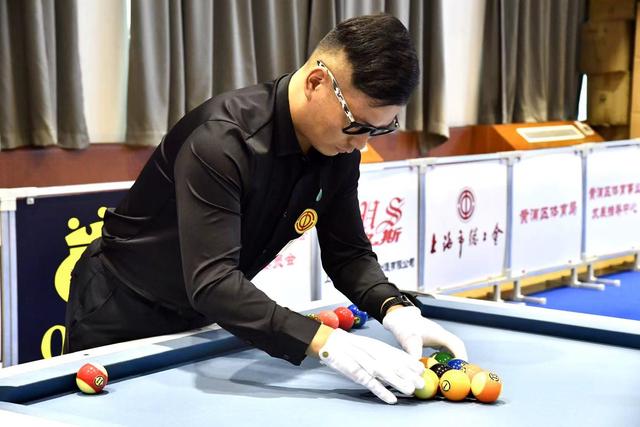 球迷们的期 球迷们的期