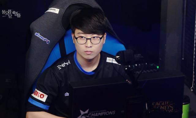 禁区内占据 禁区内占据