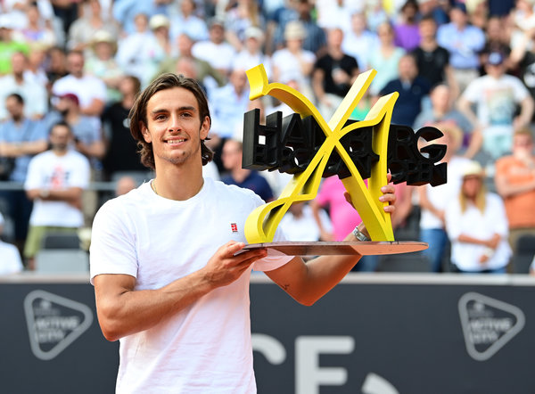 中场核心陈 中场核心陈