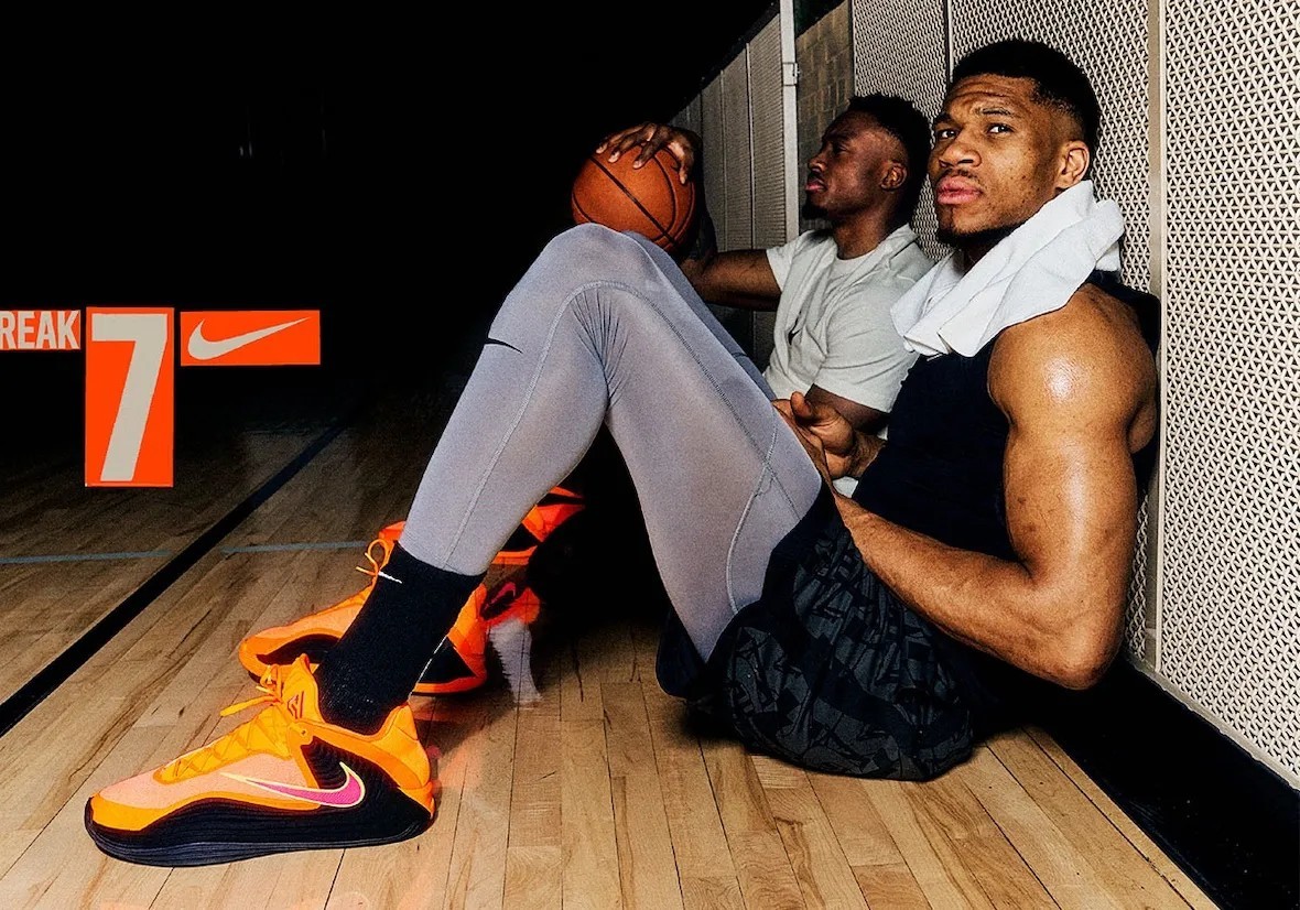 禁区弧顶附 禁区弧顶附