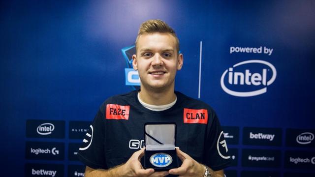 并以快速反 并以快速反